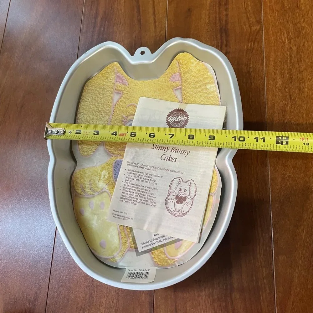 New Vintage 1987 Wilton Sunny Bunny Easter Cake Pan Mold